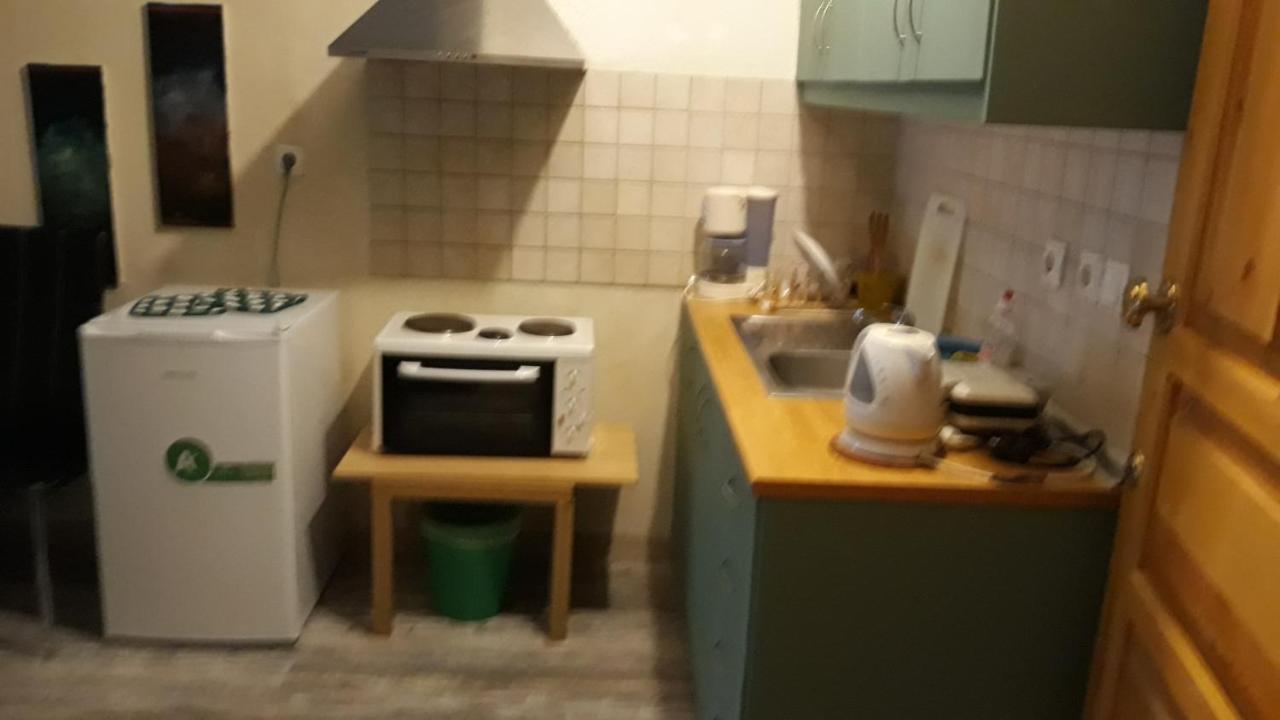 Mini Suite Neighboring The Center Thessaloniki Exterior foto